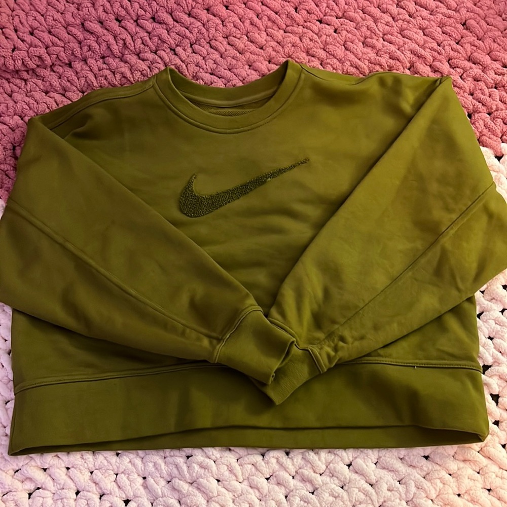 Nike Size S/M Sweater